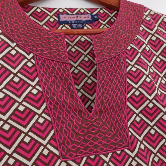 Vineyard Vines Peasant Top Womens XS Pink Geo Print Tunic Embroidered Mod 70s - Picture 4 of 15